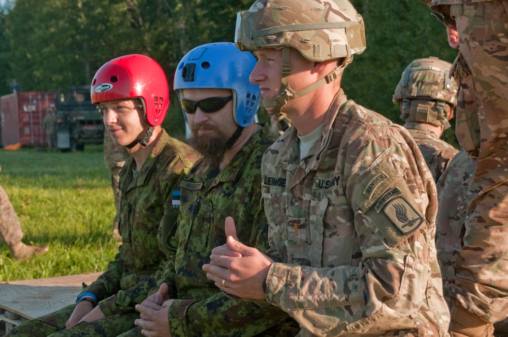 Estonian, US forces conduct airborne operations