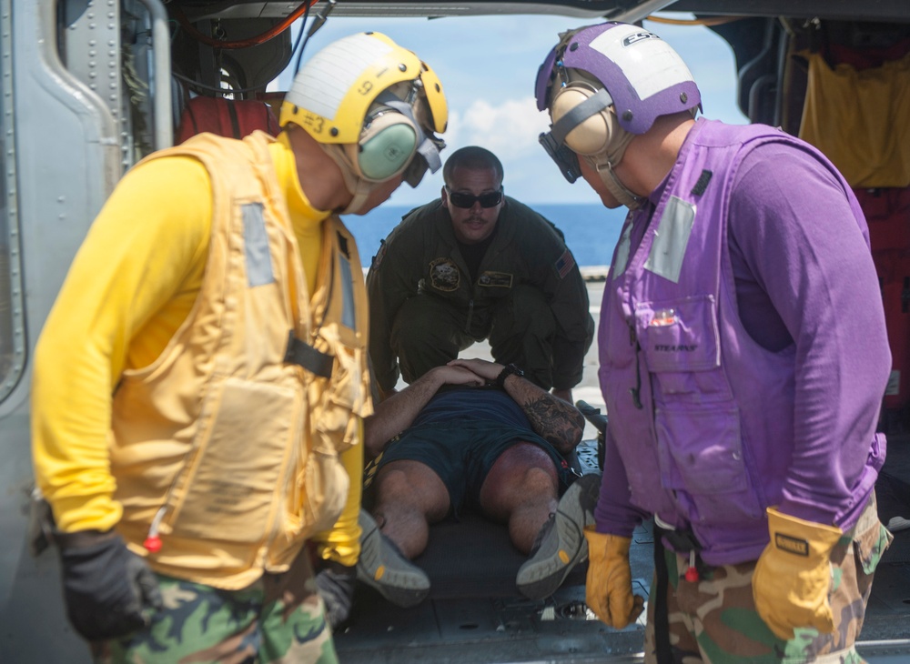 USNS Mercy (T-AH 19) conducts mass casualty drill during Pacific Partnership 2015