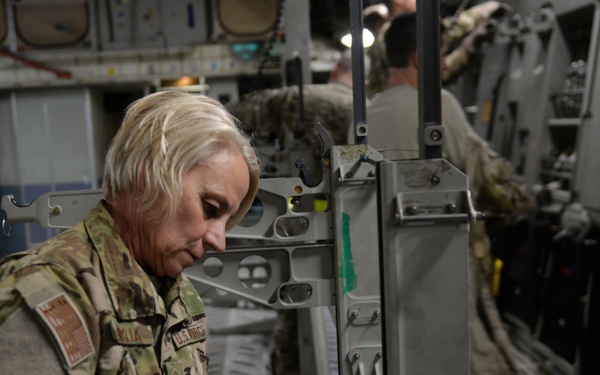 455 EAES provides critical care in the air