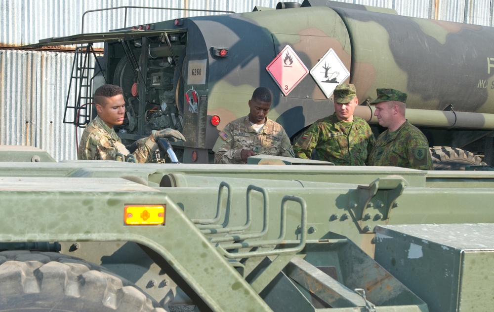 Working together: Lithuanian, US troops tackle Poland mission