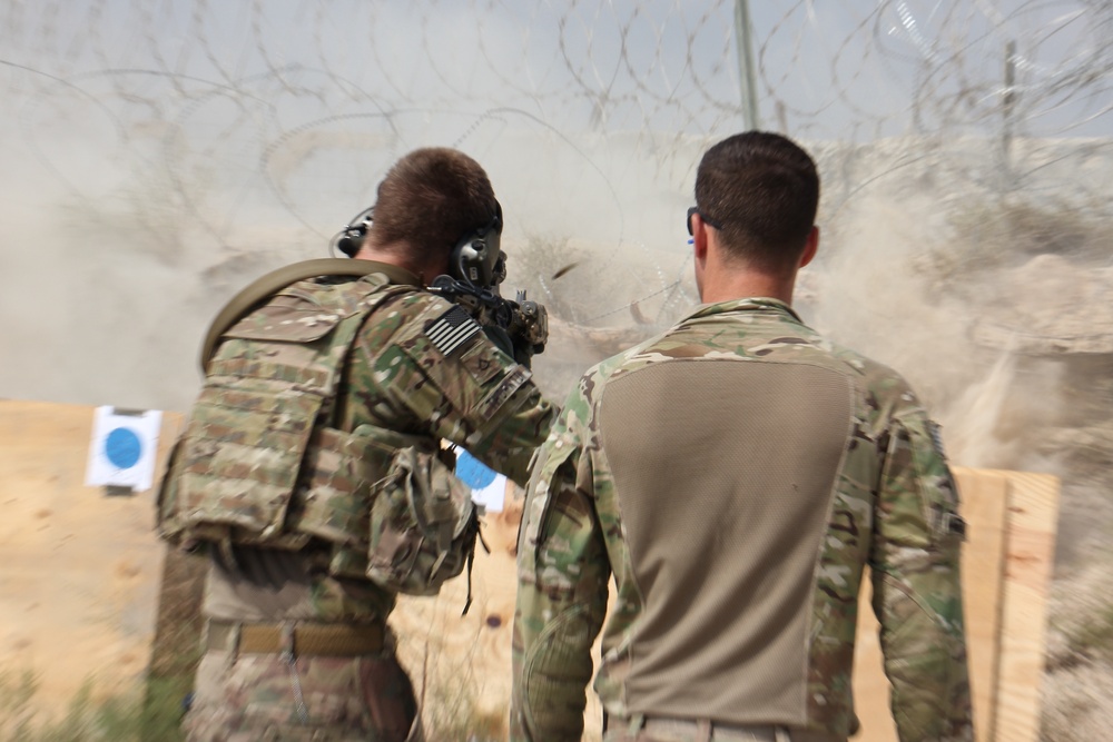 DVIDS Images Close quarters marksmanship training [Image 1 of 5]