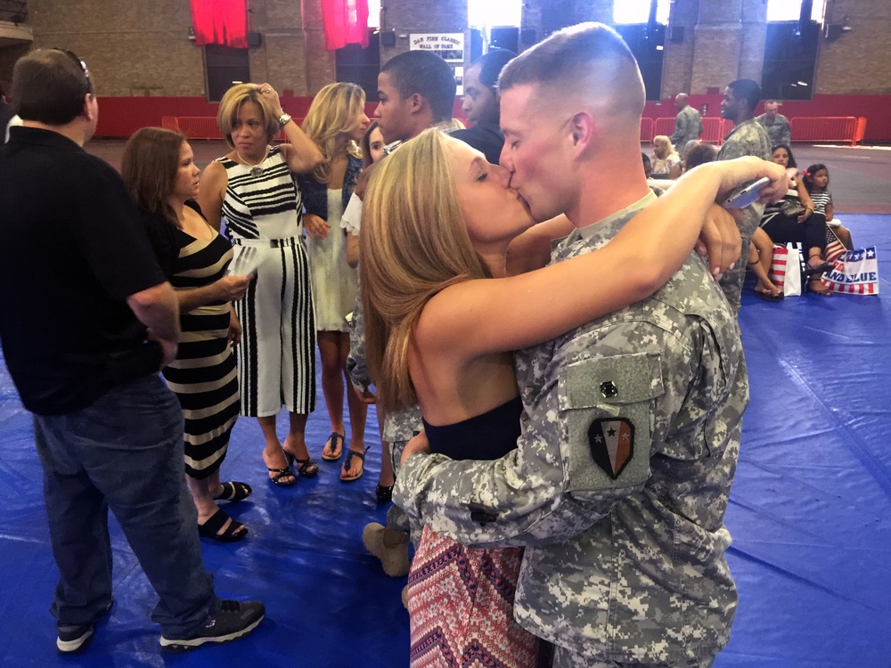 2-113th welcomed home