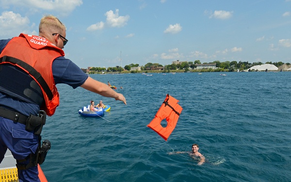 Emergency responders, law enforcement team up to monitor Port Huron Float Down