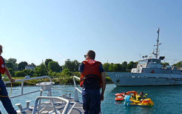 Emergency responders, law enforcement team up to monitor Port Huron Float Down