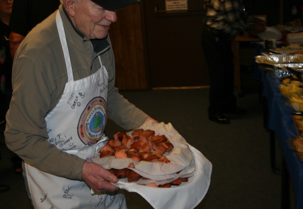 No complaints on 90th birthday of retired chief celebrated by Naval Hospital Bremerton Chief Petty Officer Association