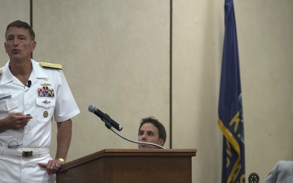 Admiral speaks during Kansas City Navy Week