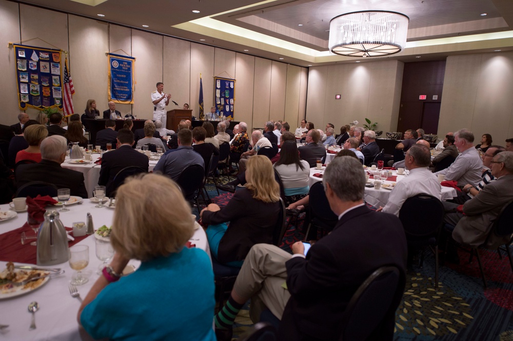 Admiral speaks during Kansas City Navy Week