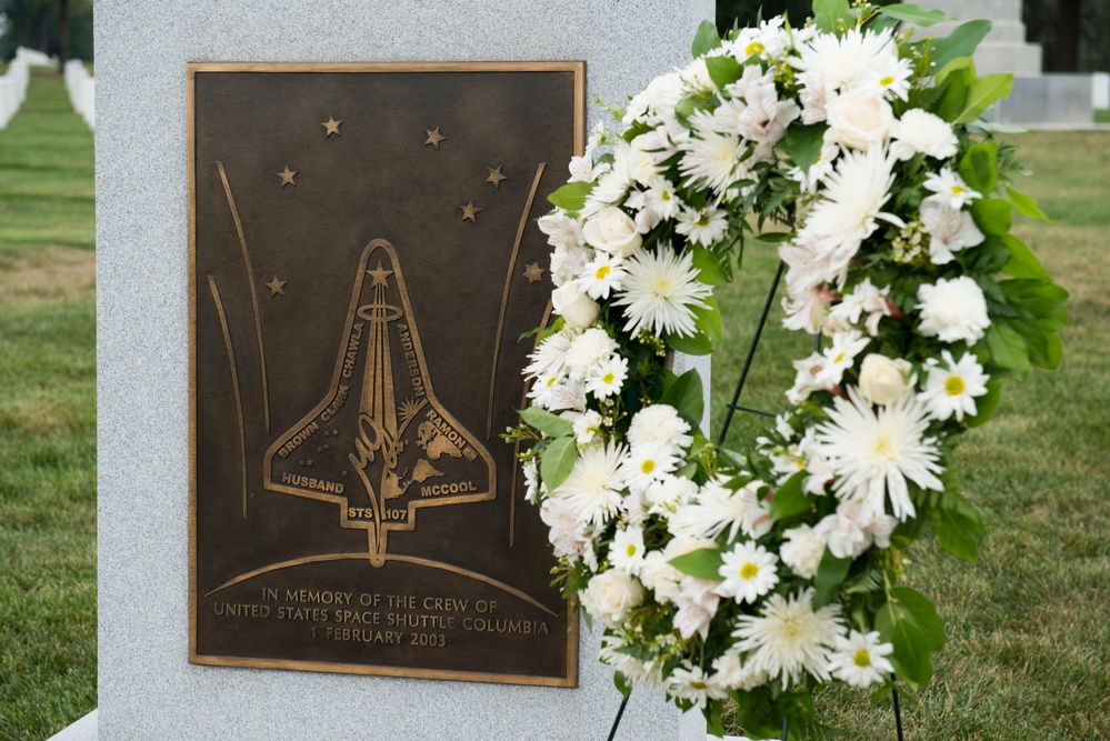 Chief Minister Manohar Lal Khattar takes part in a wreath-laying ceremony at the Space Shuttle Columbia Memorial