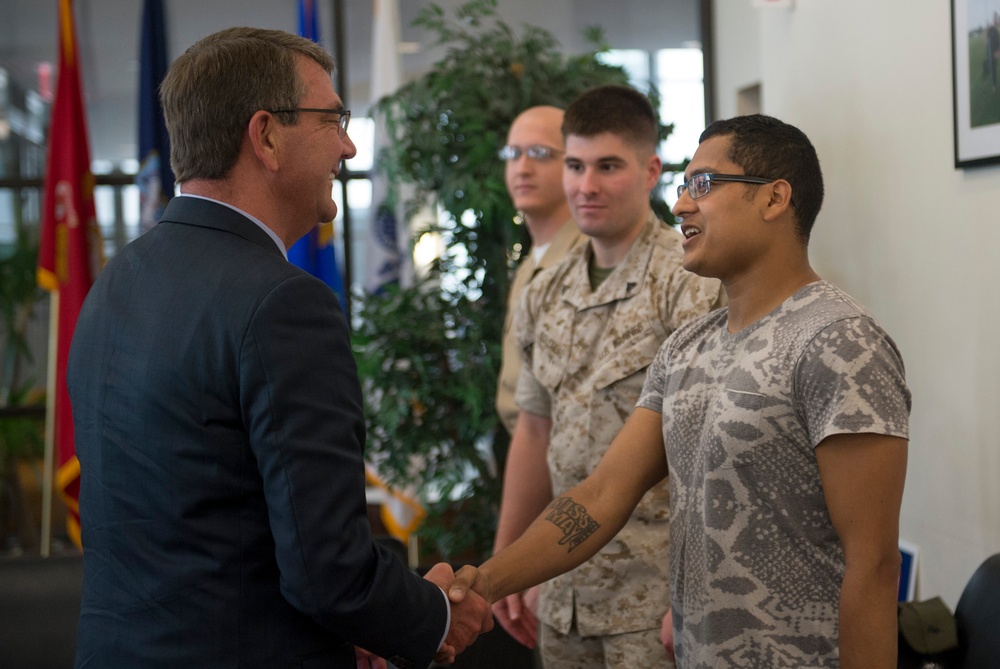 Secretary of defense visits Walter Reed National Military Medical Center