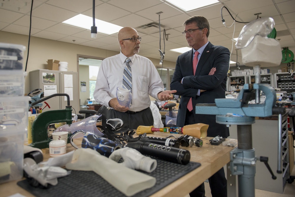 Secretary of defense visits Walter Reed National Military Medical Center