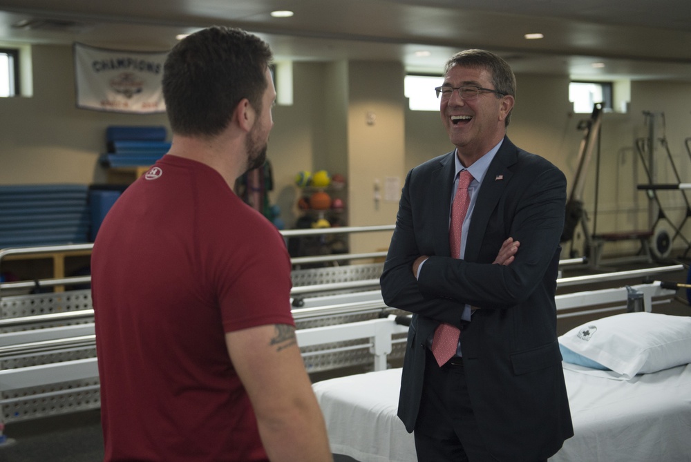 Secretary of defense visits Walter Reed National Military Medical Center