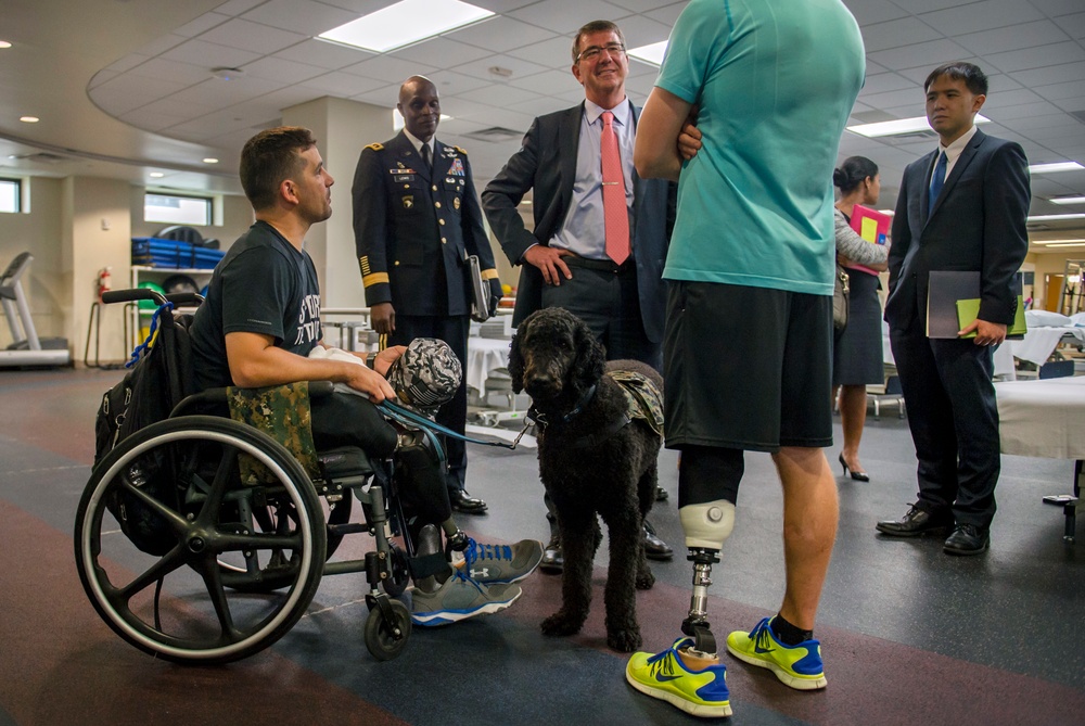 Secretary of defense visits Walter Reed National Military Medical Center