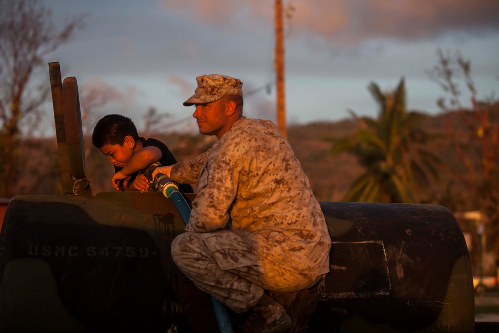 Marines bring clean water to people of Saipan