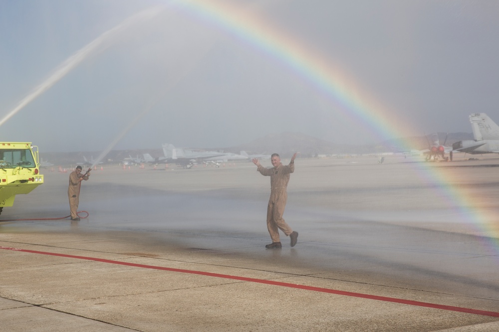 MCAS Miramar commanding officer celebrates last flight