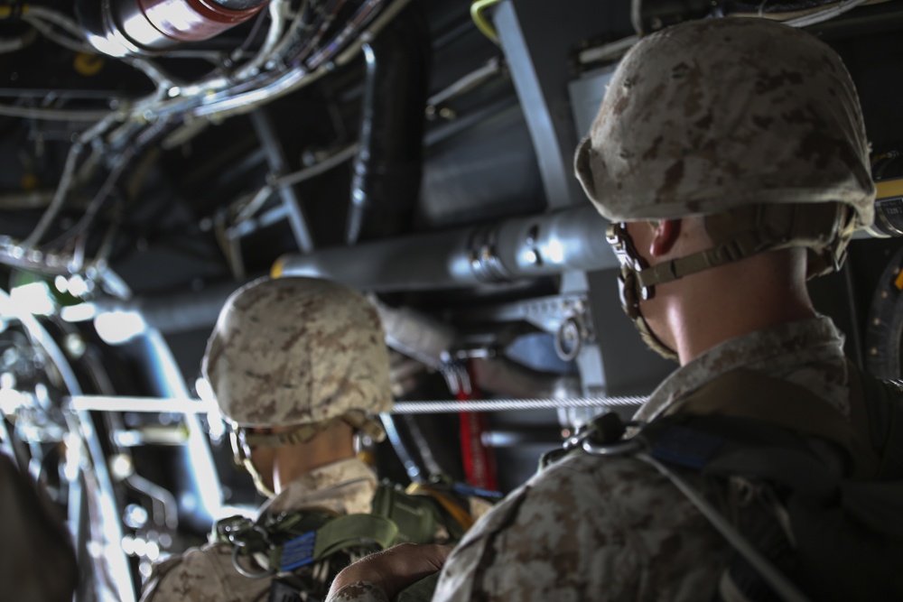 Delivering Marines, fast food – the Marine Corps way