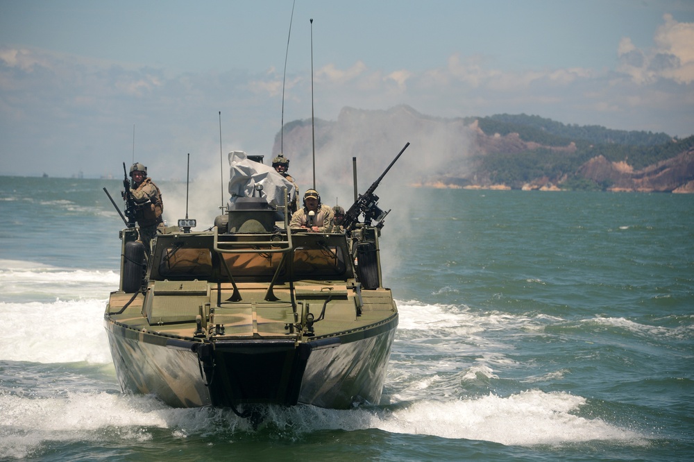CRS-4 conducts high value asset training with Royal Malaysian Navy