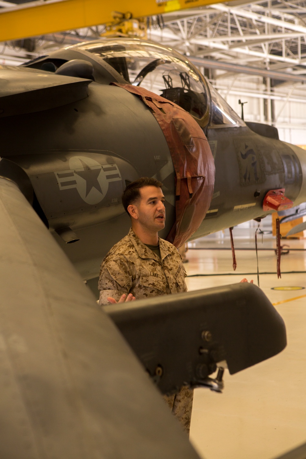 Marines conduct Squadron Intelligence Training Certificate Course at VMA-542