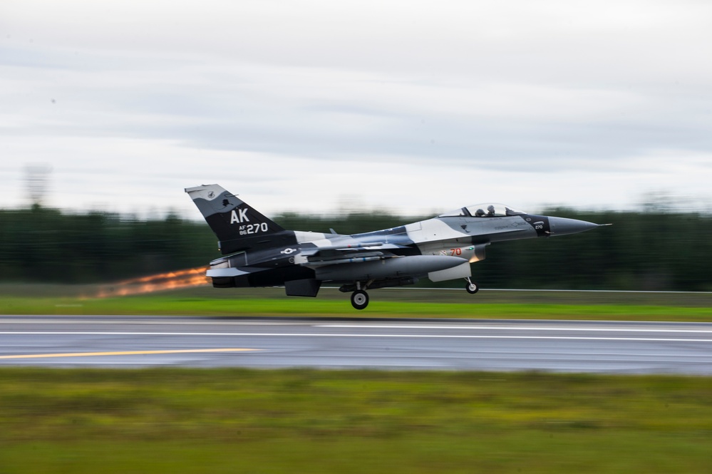 Red Flag participants take off