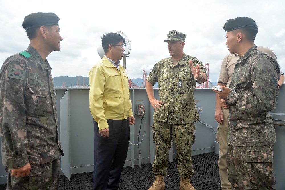 MSC, ROK host Busan officials on USNS Red Cloud
