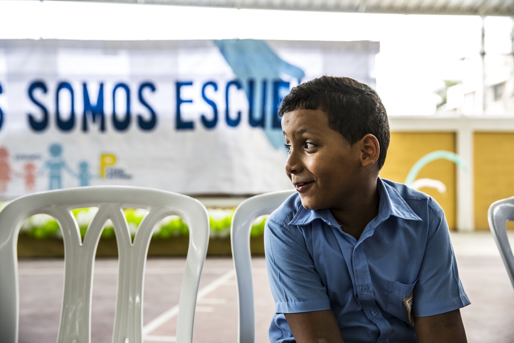Marines and Sailors bring joy to Santo Domingo