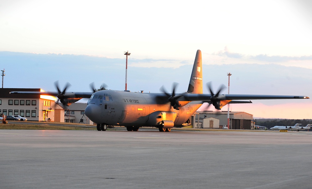 Airmen join forces for Swift Response 2015