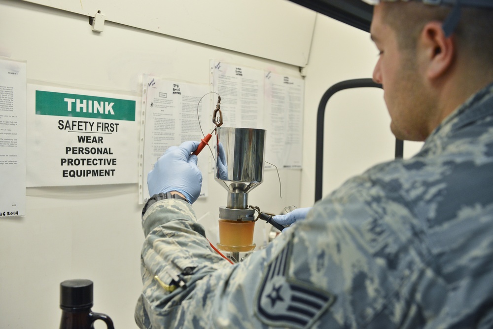 Lab technicians fueling the fight against ISIL with Operational Energy