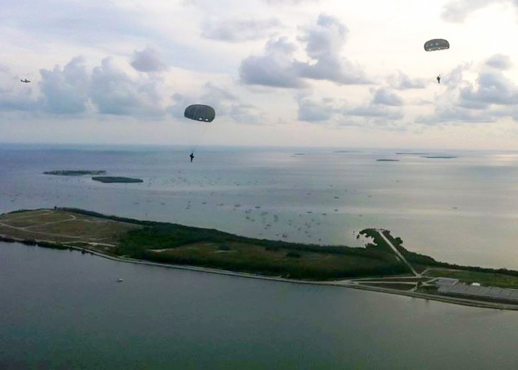 Texas Special Operations Detachment jumps into Key West