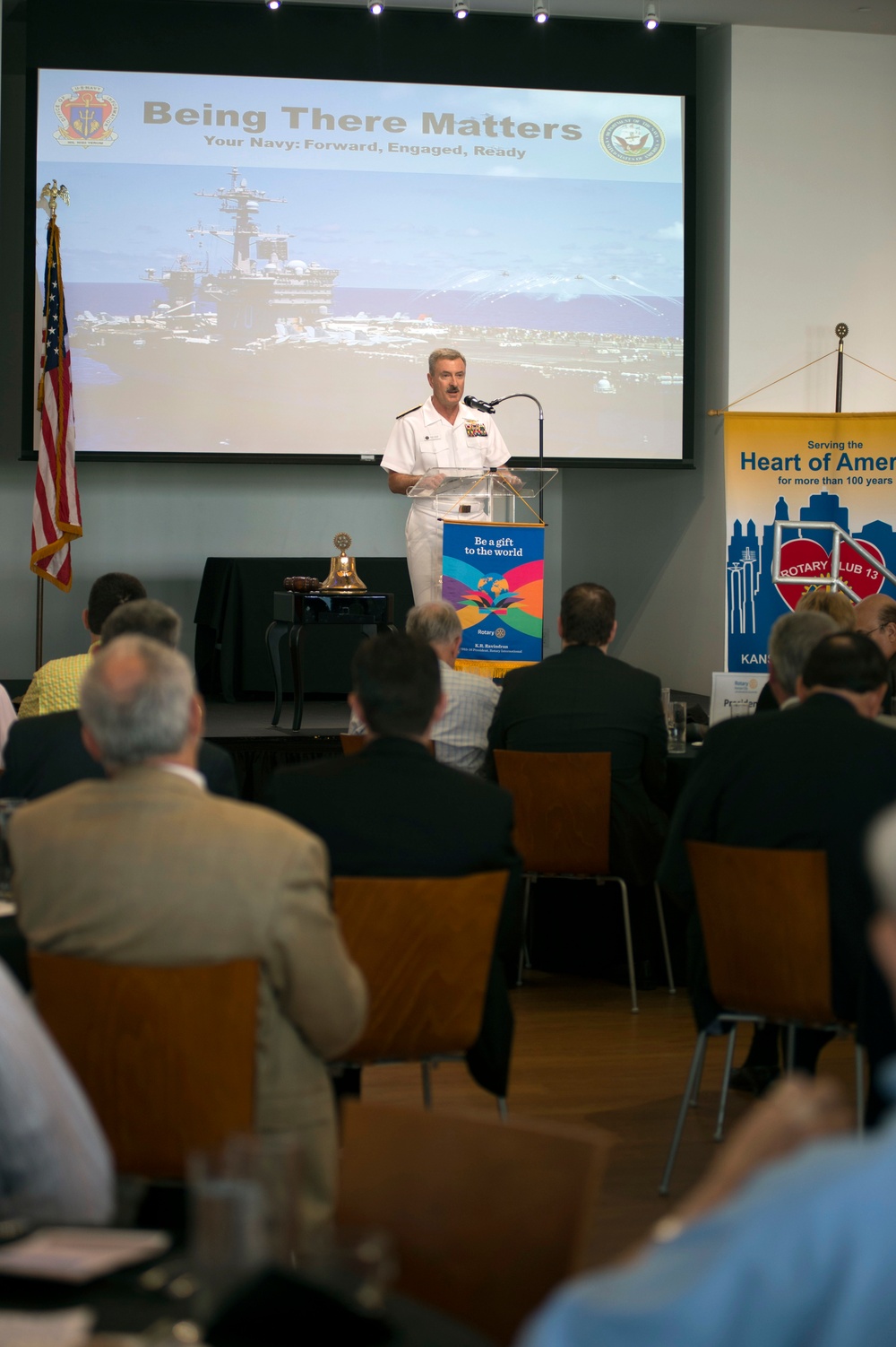 Admiral speaks at Rotary Club 13 during Kansas City Navy Week