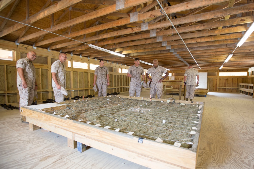 Commanding General MCRD Parris Island Visits the School of Infantry-East