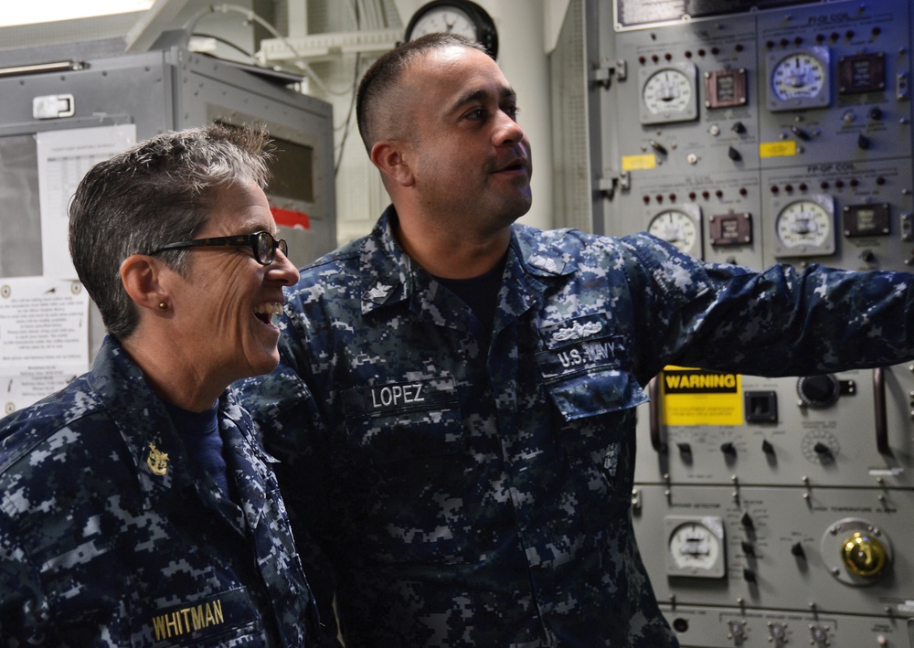 US Pacific Fleet Master Chief Susan Whitman visits USS Michael Murphy