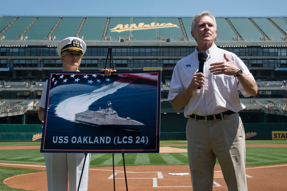 Mabus announces new ship at baseball game
