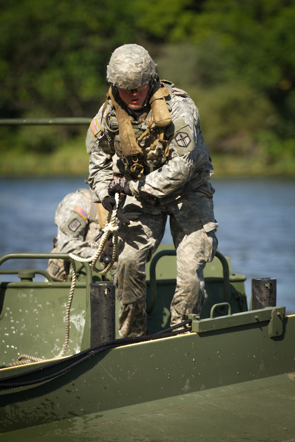 671st Engineer Company bridging