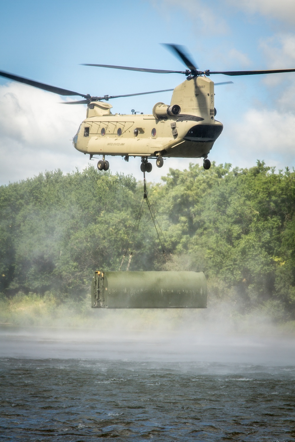 671st Engineer Company bridging