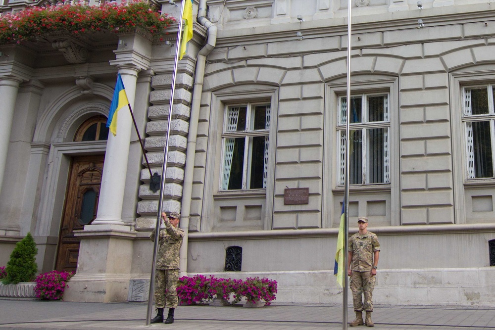 Sky Soldiers attend Ukrainian independence day ceremony