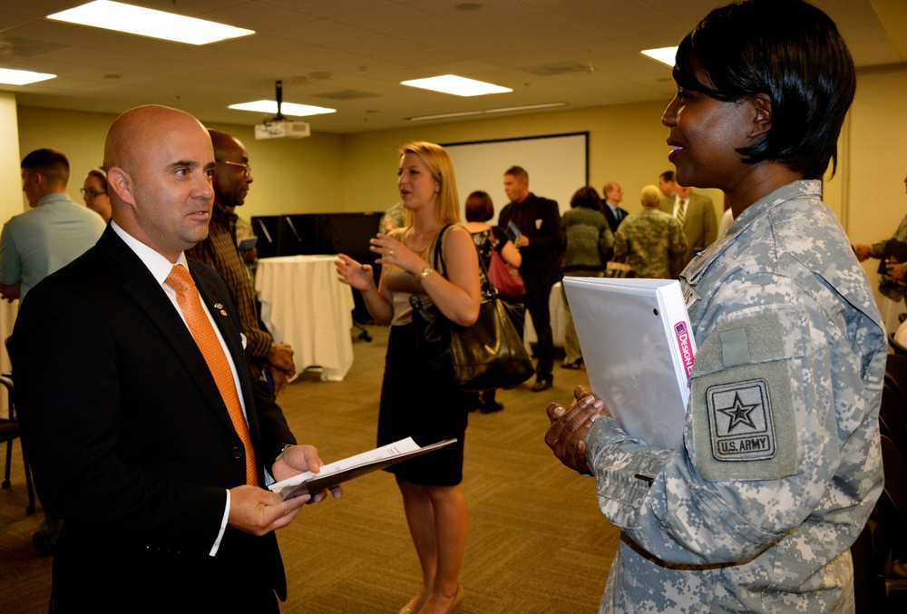 Veterans and spouses flex netowrking muscles at Hiring Our Heroes event