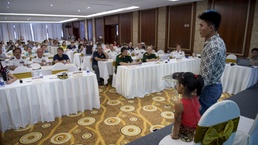 Pacific Partnership 2015 medical personnel conduct restorative medicine summit in Da Nang, Vietnam