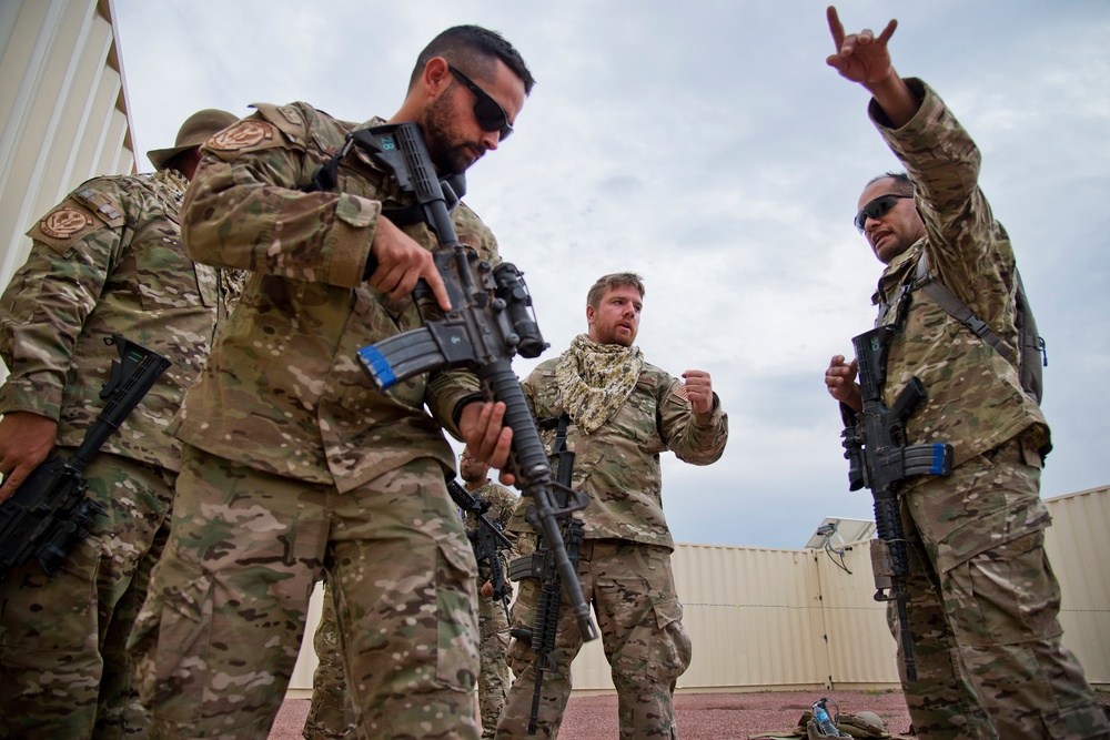 Home on the range: Security forces team heads west for Reserve field training