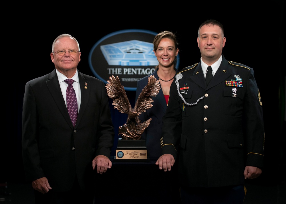 2015 Secretary of Defense Freedom Awards