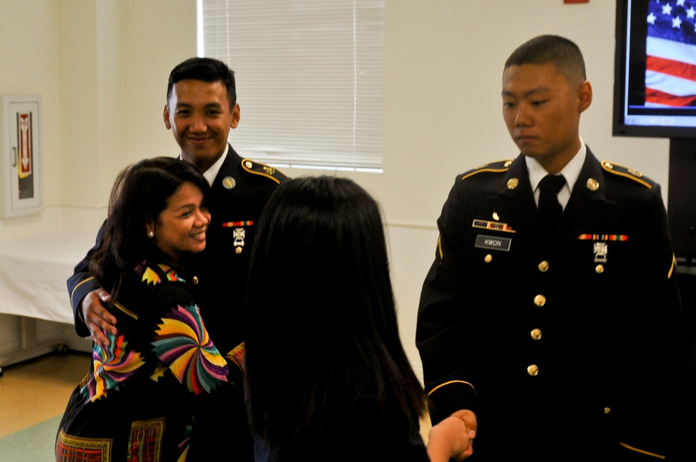 Fort Hood troopers gain US citizenship