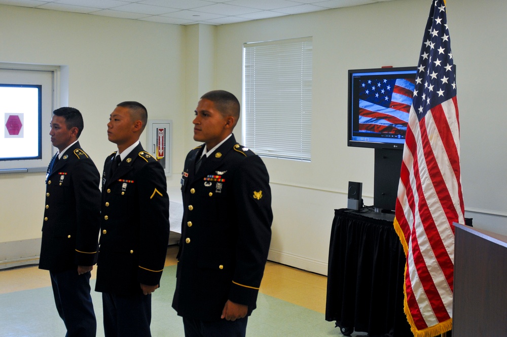 Fort Hood Soldiers gain US citizenship