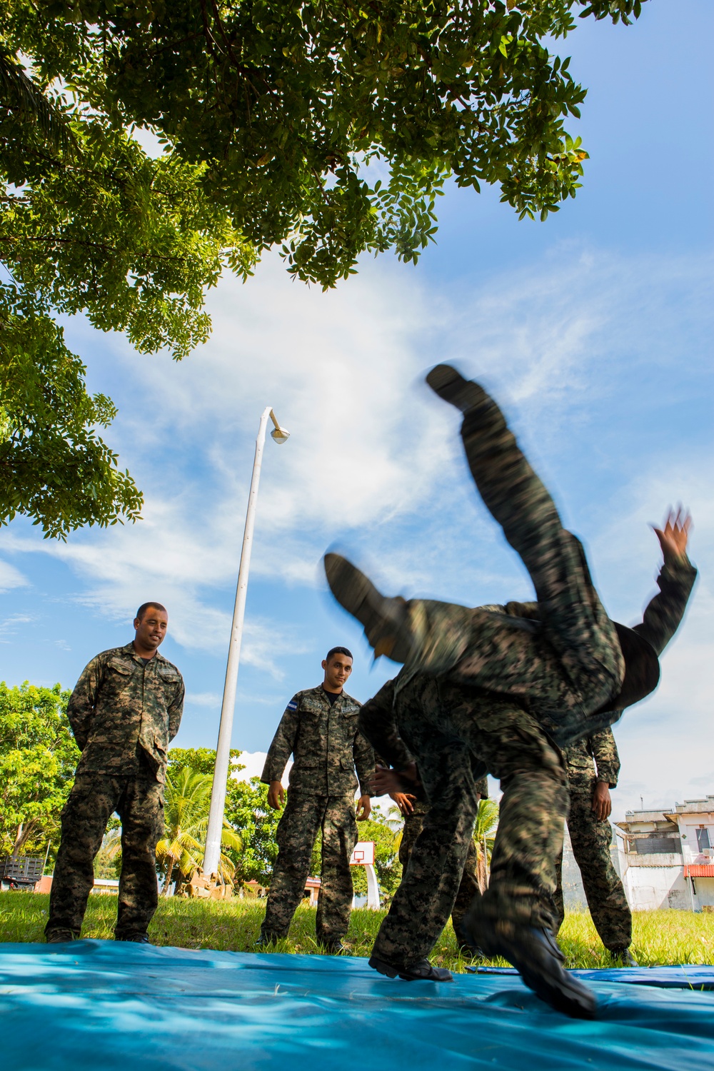 Honduran forces get taste of Marine training