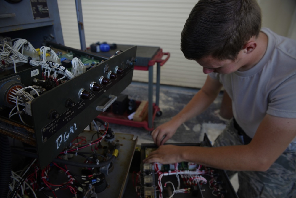 Ground equipment maintainers support flightline missions