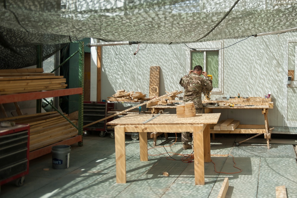 Reserve Airmen uses carpentry skills to better KAF