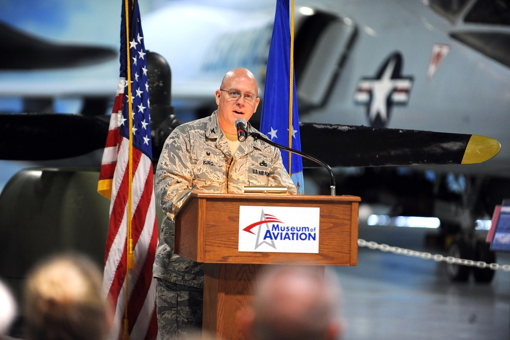 Reception honors B-17 crew veterans