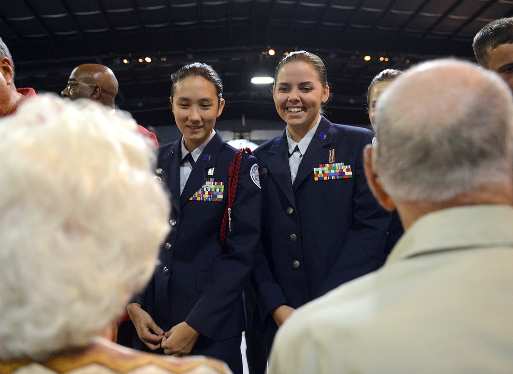 DVIDS - Images - Reception Honors B-17 Crew Veterans [Image 12 Of 13]