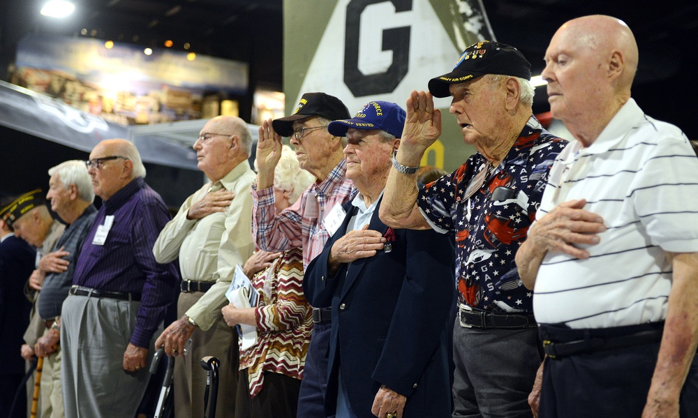 Reception honors B-17 crew veterans