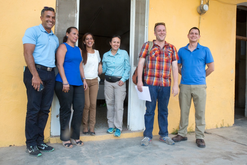 U.S. lends helping hand to Hondurans