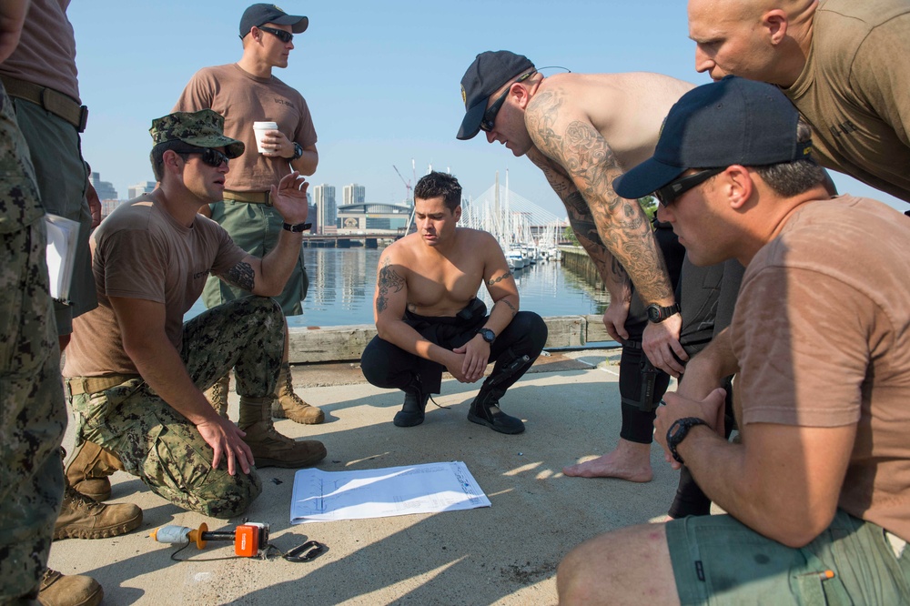 Pre-dive brief at the Charlestown Navy Yard