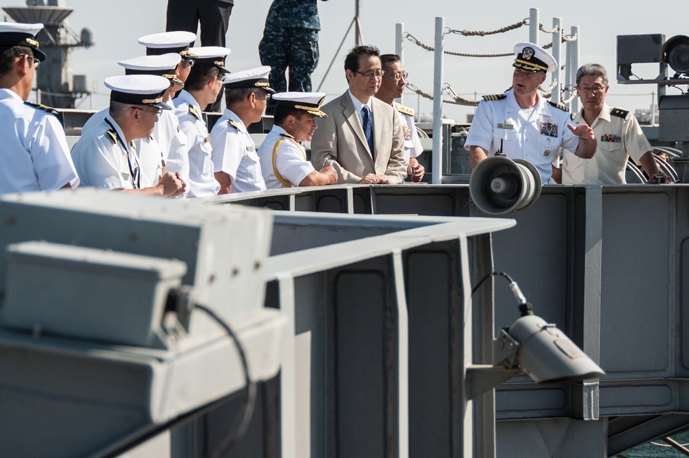 USS Ronald Reagan action