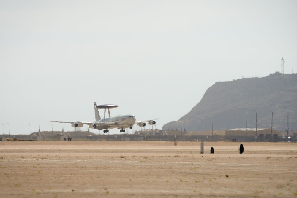 513th Air Control Group flies in Joint Task Force Exercise 2015